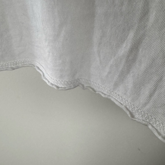 Three Dots white scoop neck t shirt. Size M. - Picture 7 of 7